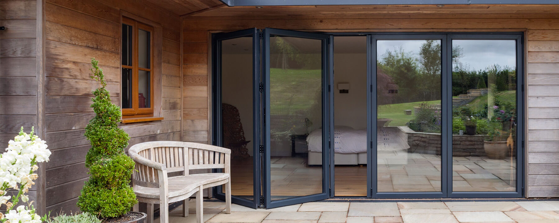 Black-aluminium-open-bifold-door